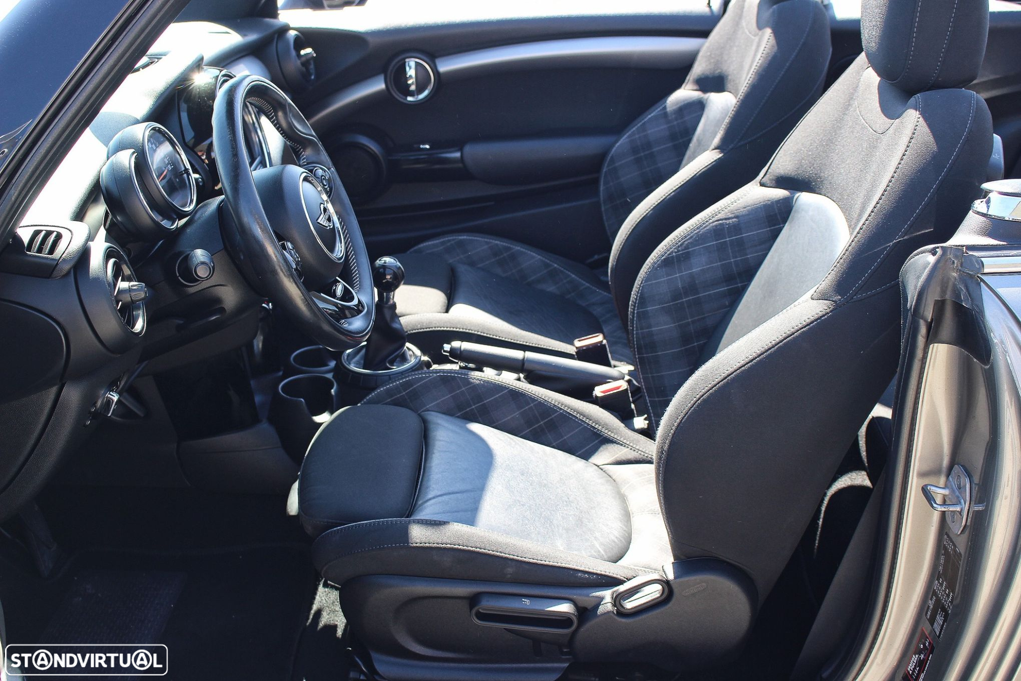 MINI Cabrio Cooper D - 29