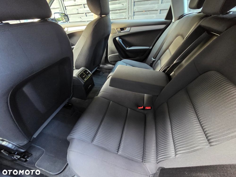 Audi A4 Avant 2.0 TDI e DPF S line Sportpaket - 25