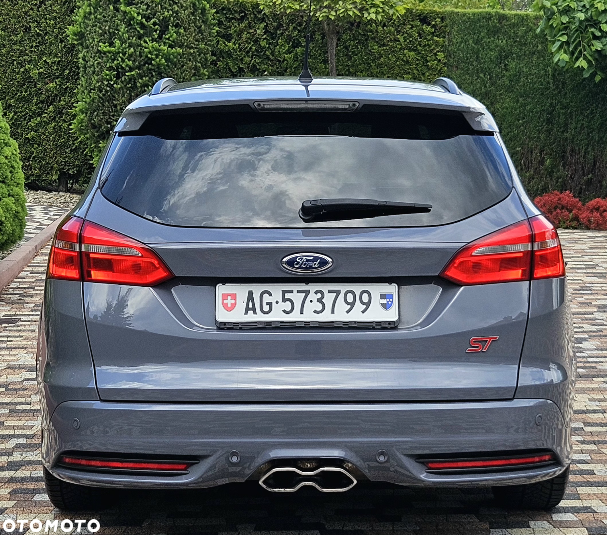 Ford Focus 2.0 EcoBoost ST - 11