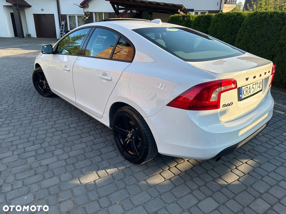 Volvo S60 D2 - 4