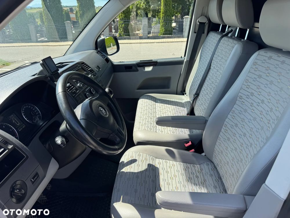 Volkswagen Transporter - 8