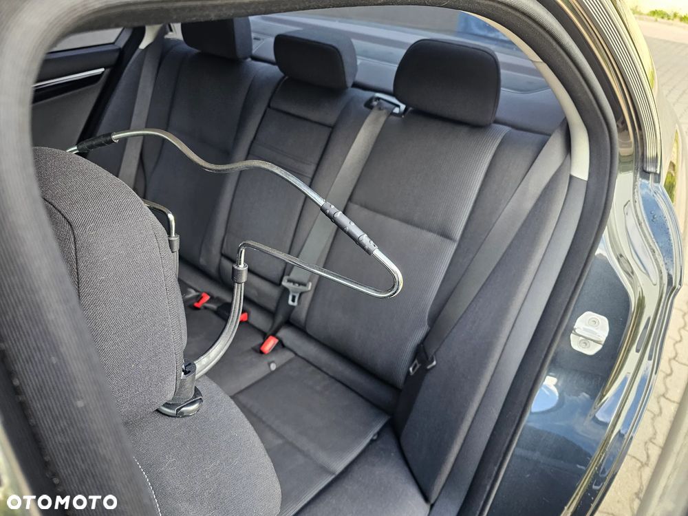 Mercedes-Benz Klasa C - 9