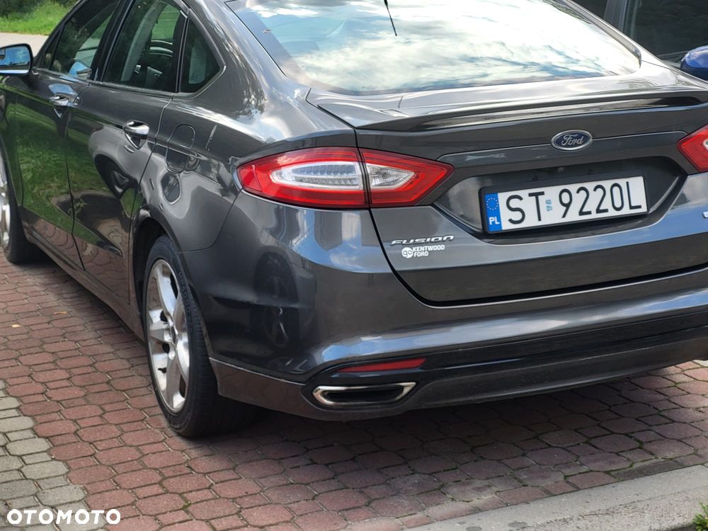 Ford Fusion 2.0 EcoBoost Titanium - 5
