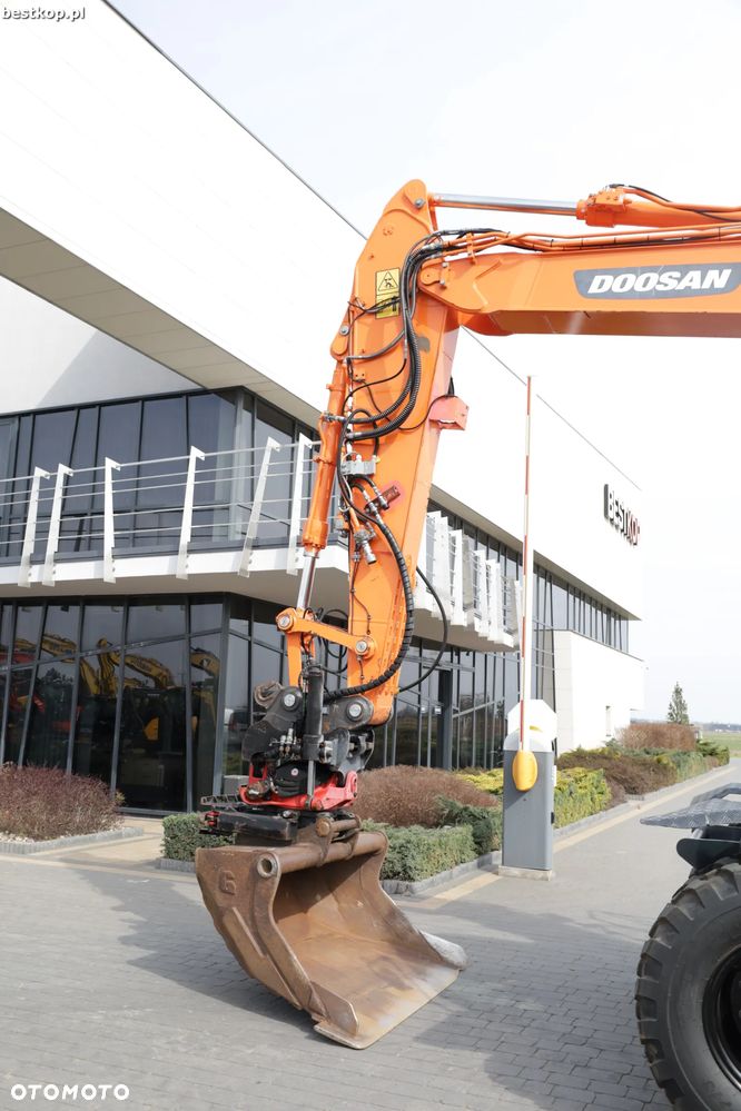 Doosan DX140W-3 - 15