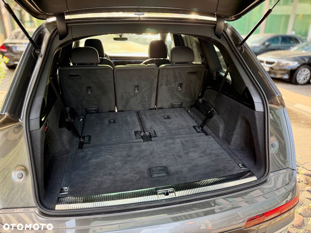 Audi Q7 55 TFSI quattro tiptronic - 16