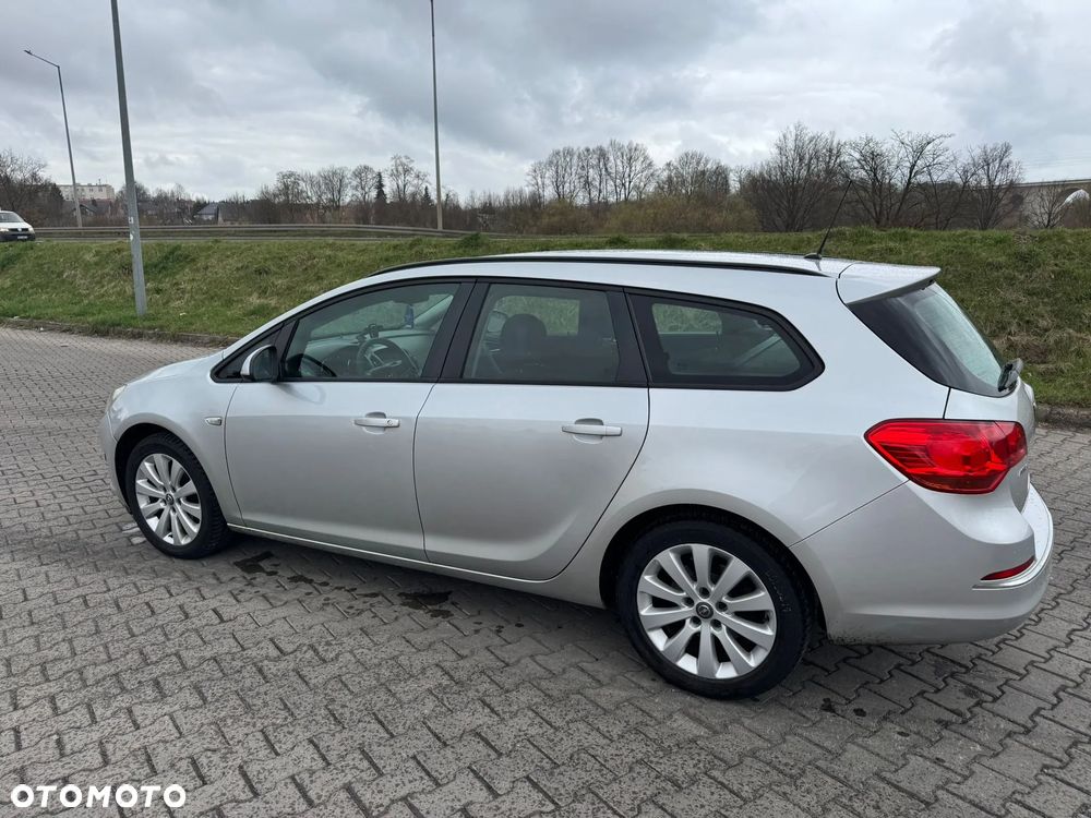 Opel Astra 1.7 CDTI - 10