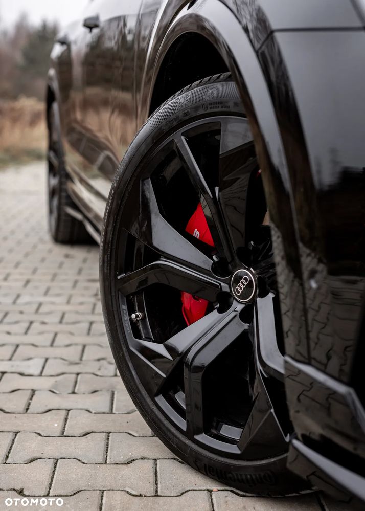 Audi RS Q8 - 32