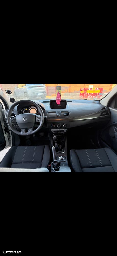 Renault Megane ENERGY dCi 110 Start & Stop LIMITED - 6