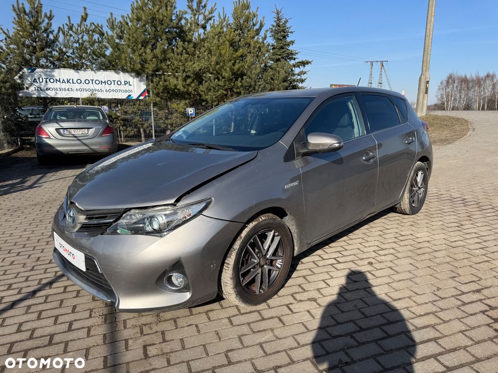 Toyota Auris Hybrid 135 Premium - 2