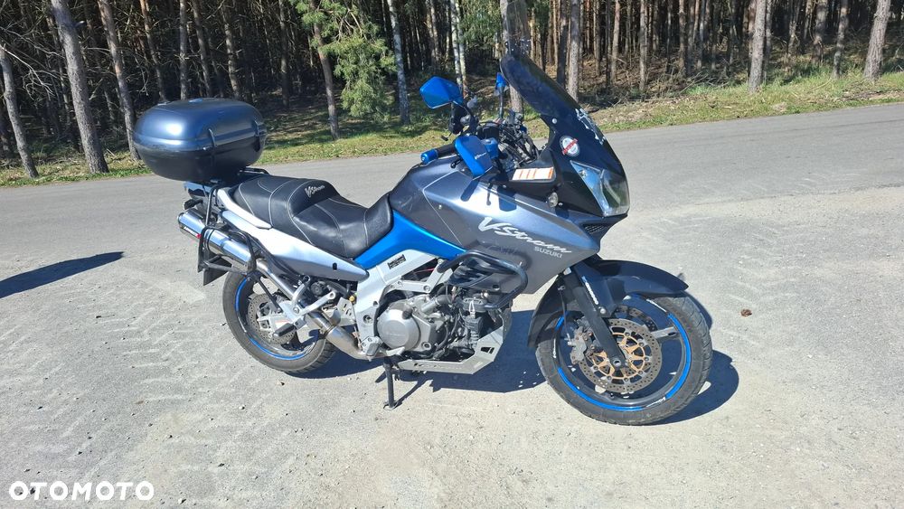 Suzuki V-STROM - 15