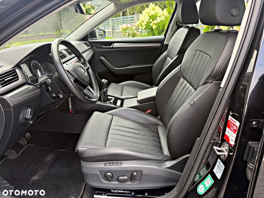 Skoda Superb 2.0 TDI Premium Edition - 19