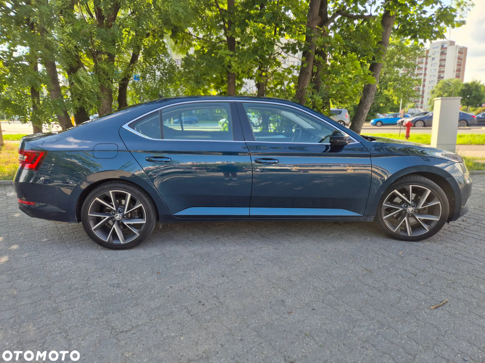 Skoda Superb 1.5 TSI ACT Style DSG - 4