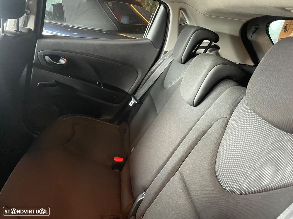 Renault Clio (Energy) dCi 90 Start & Stop INTENS - 8