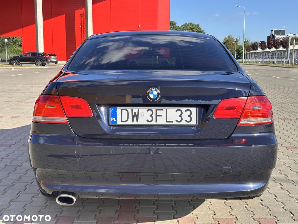 BMW Seria 3 320i - 7