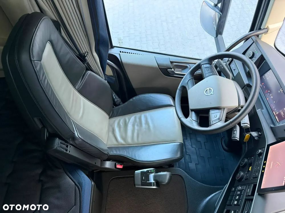 Volvo FH/540/EURO6/FULL LED/SKÓRY/24.4L/100km/METALIK /ON1100 L/SPROWADZONY - 27