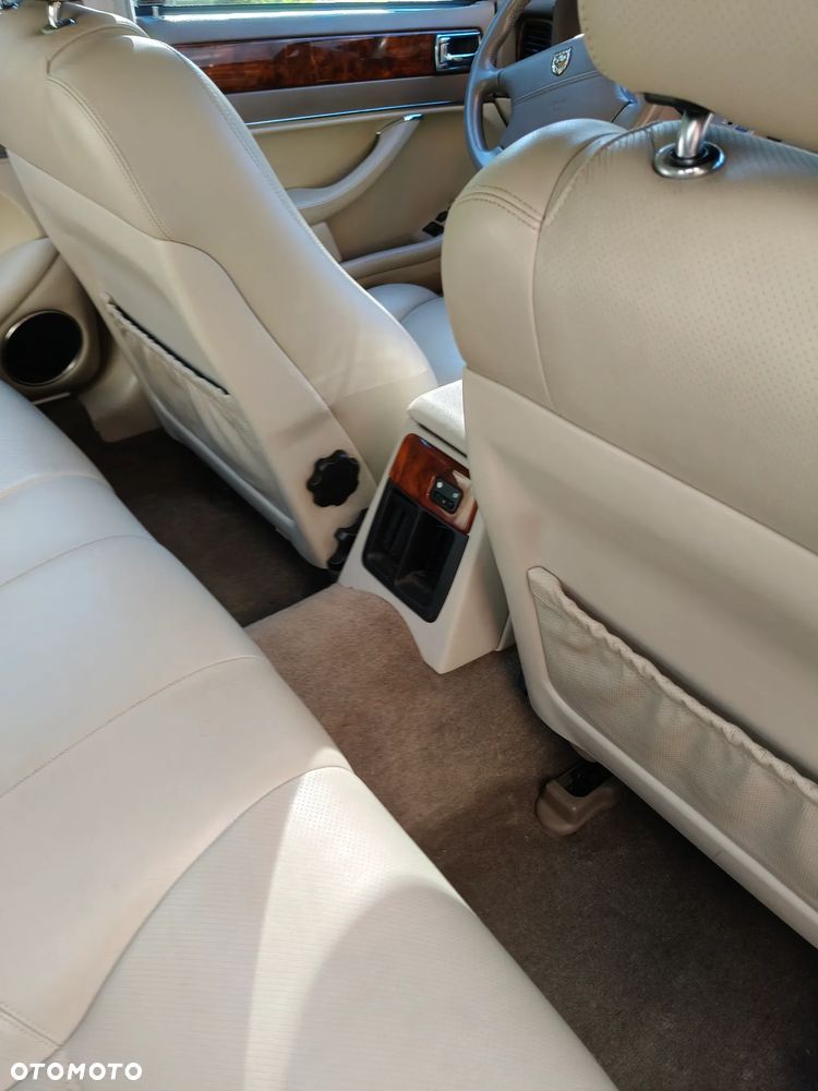 Jaguar XJ - 27
