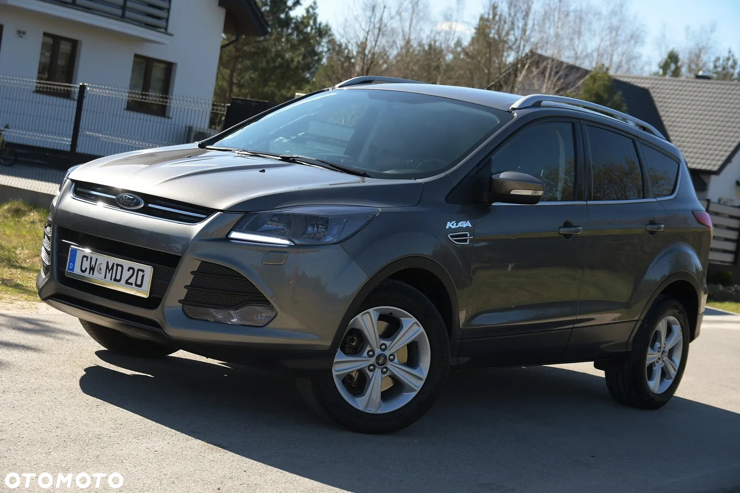 Ford Kuga - 37