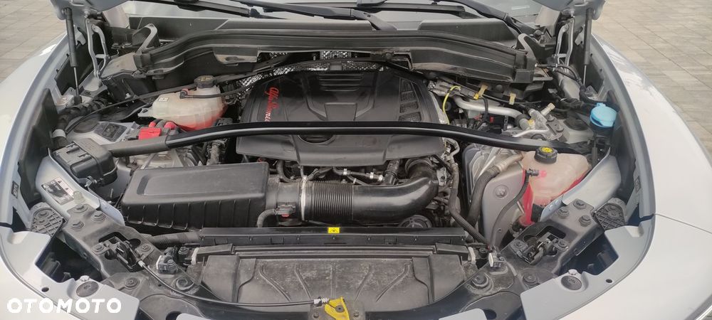 Alfa Romeo Stelvio - 18