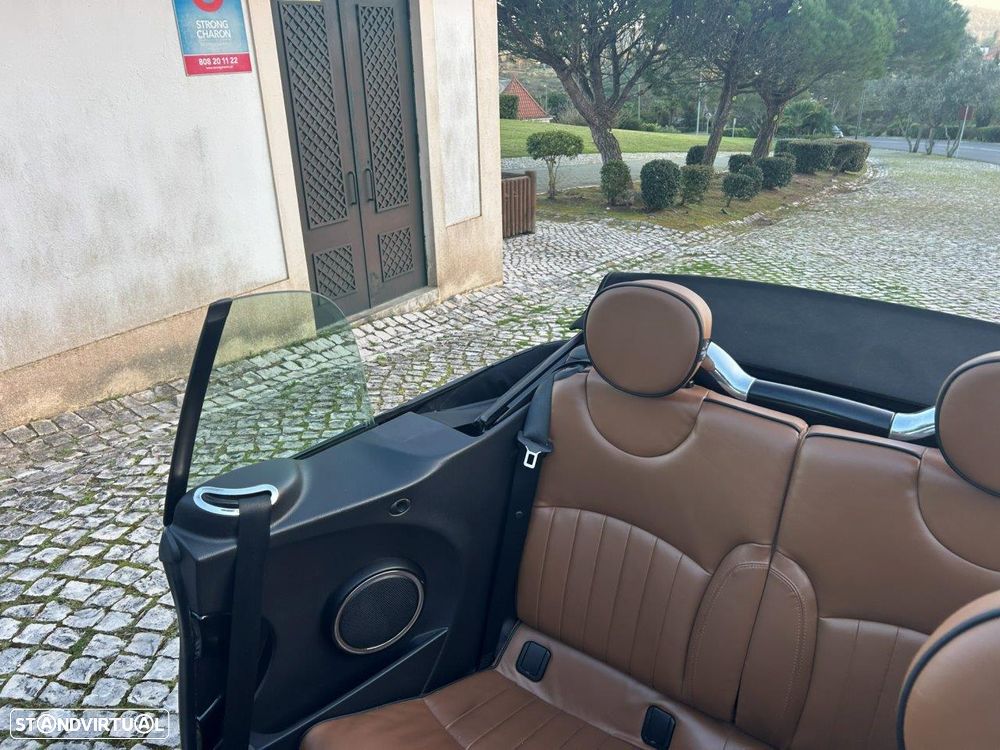 MINI Cabrio Cooper D - 14