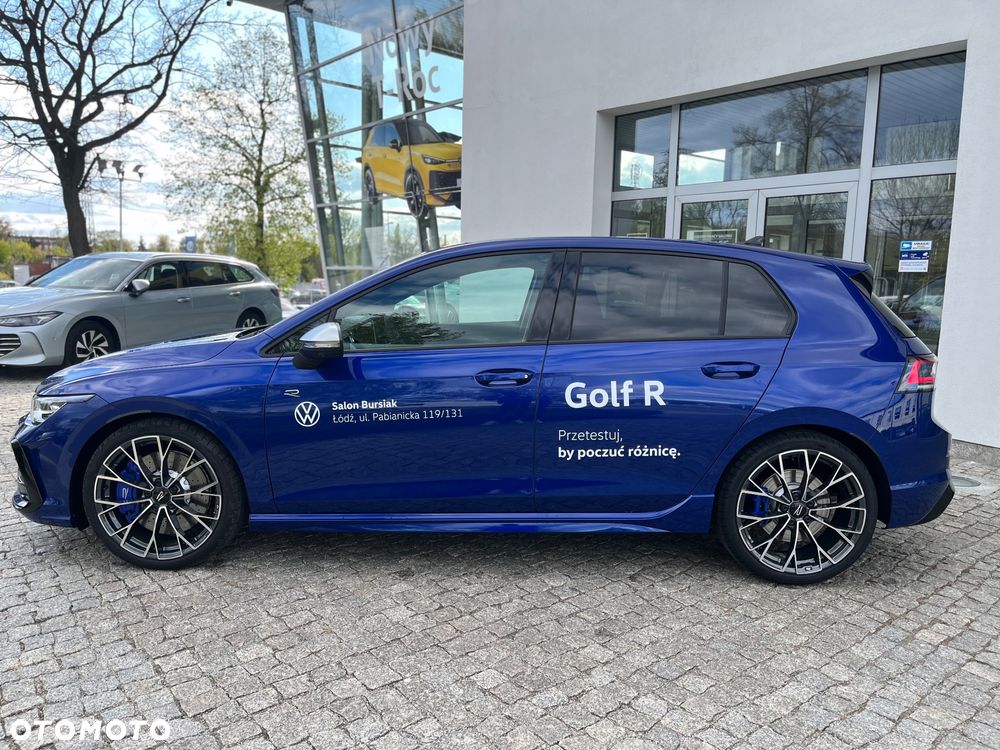 Volkswagen Golf - 11