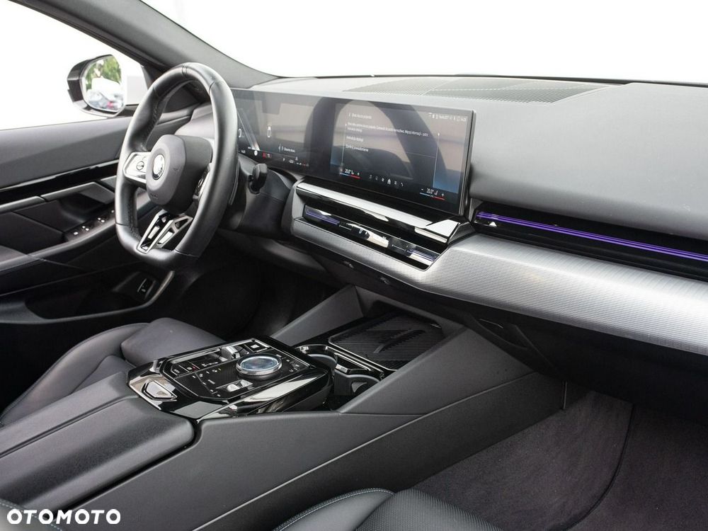 BMW Seria 5 520d mHEV M Sport - 35