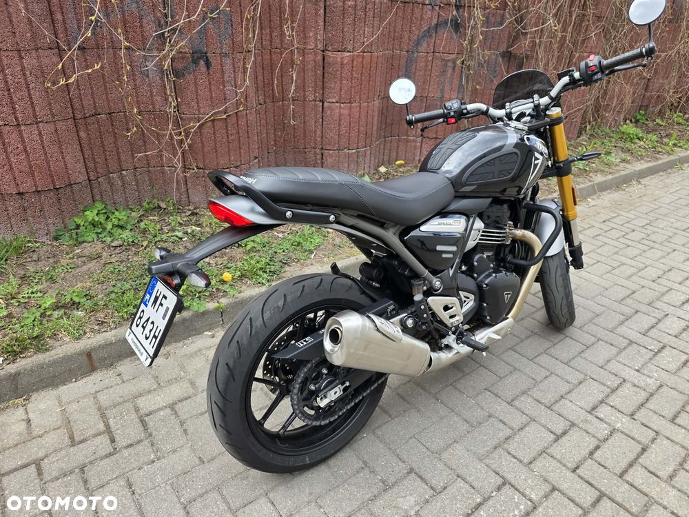 Triumph Inny - 5