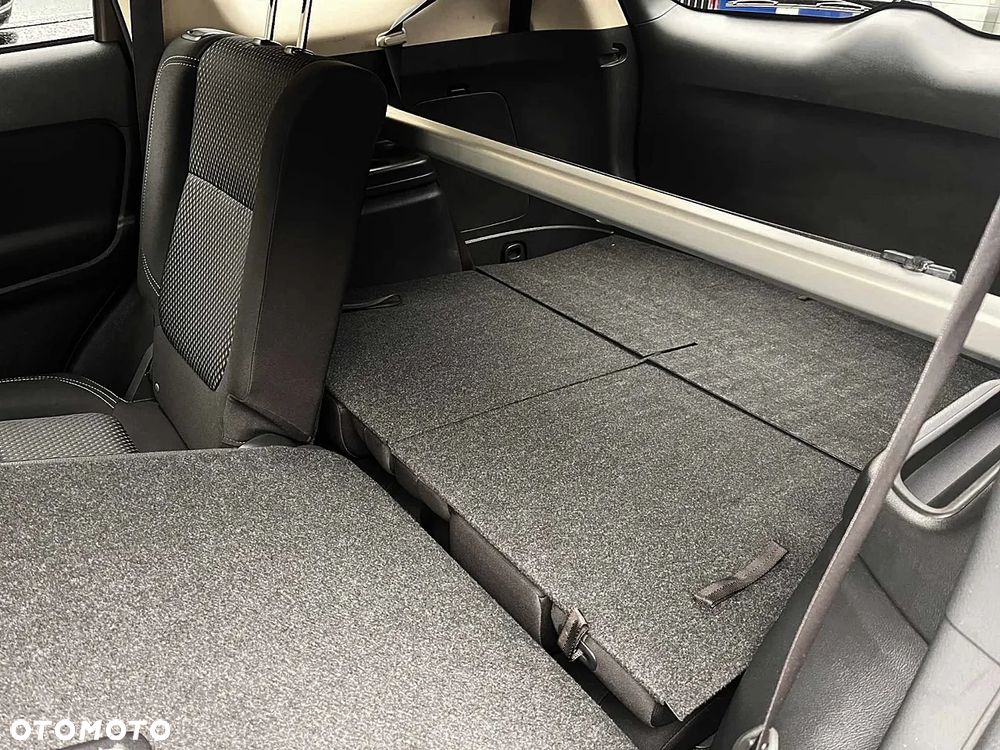 Mitsubishi Outlander 2.0 Intense + 4WD CVT - 13