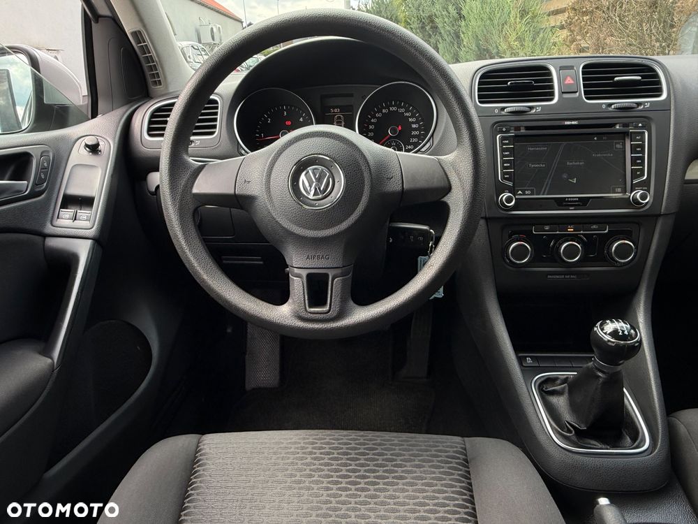 Volkswagen Golf 1.6 TDI DPF Trendline - 21