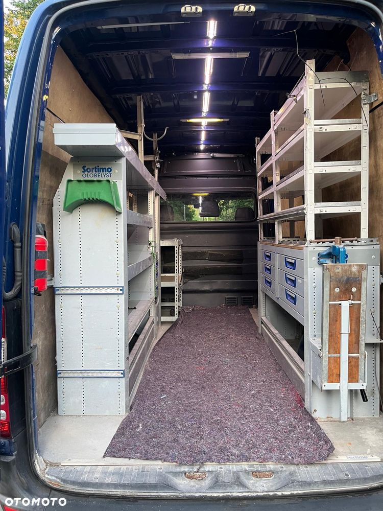 Mercedes-Benz Sprinter - 8