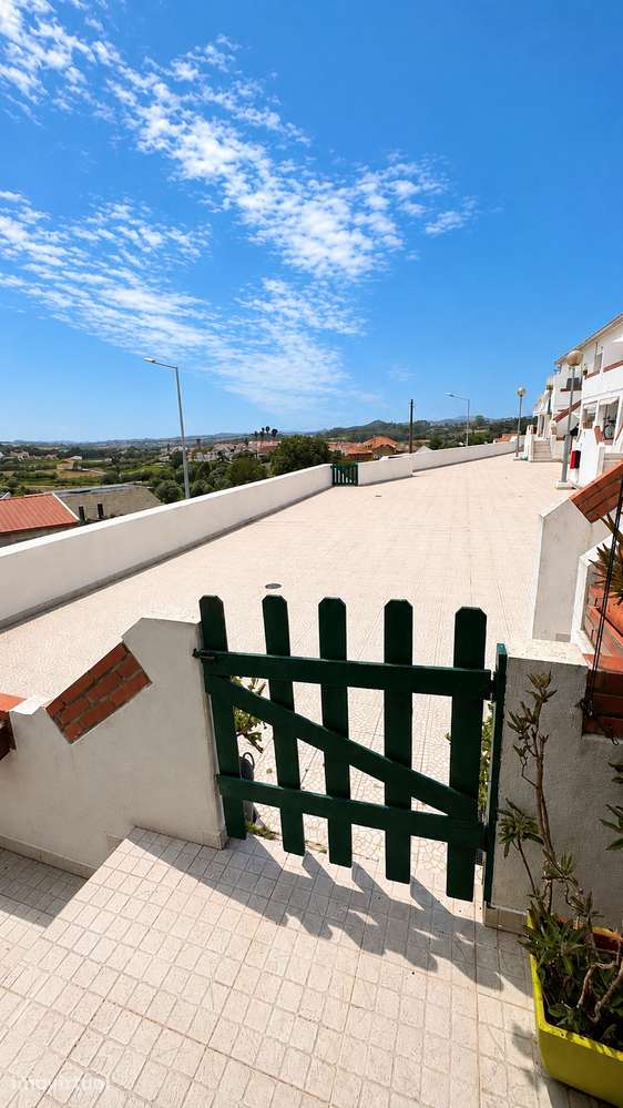 T2 Moradia em banda em Venda do Pinheiro · Open House 4 e 5 de julho - Grande imagem: 5/23