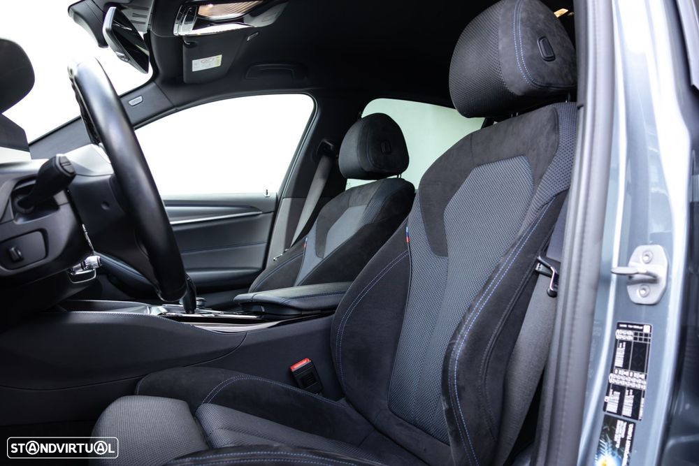 BMW 530 d Pack M Auto - 29