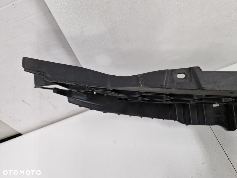 iveco daily vi 6 kratka atrapa zderzaka przedniego środkowa - 7