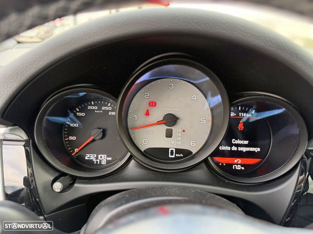 Porsche Macan S All Weather - 16