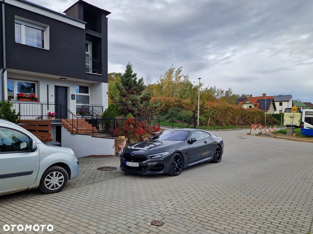 BMW Seria 8 - 13