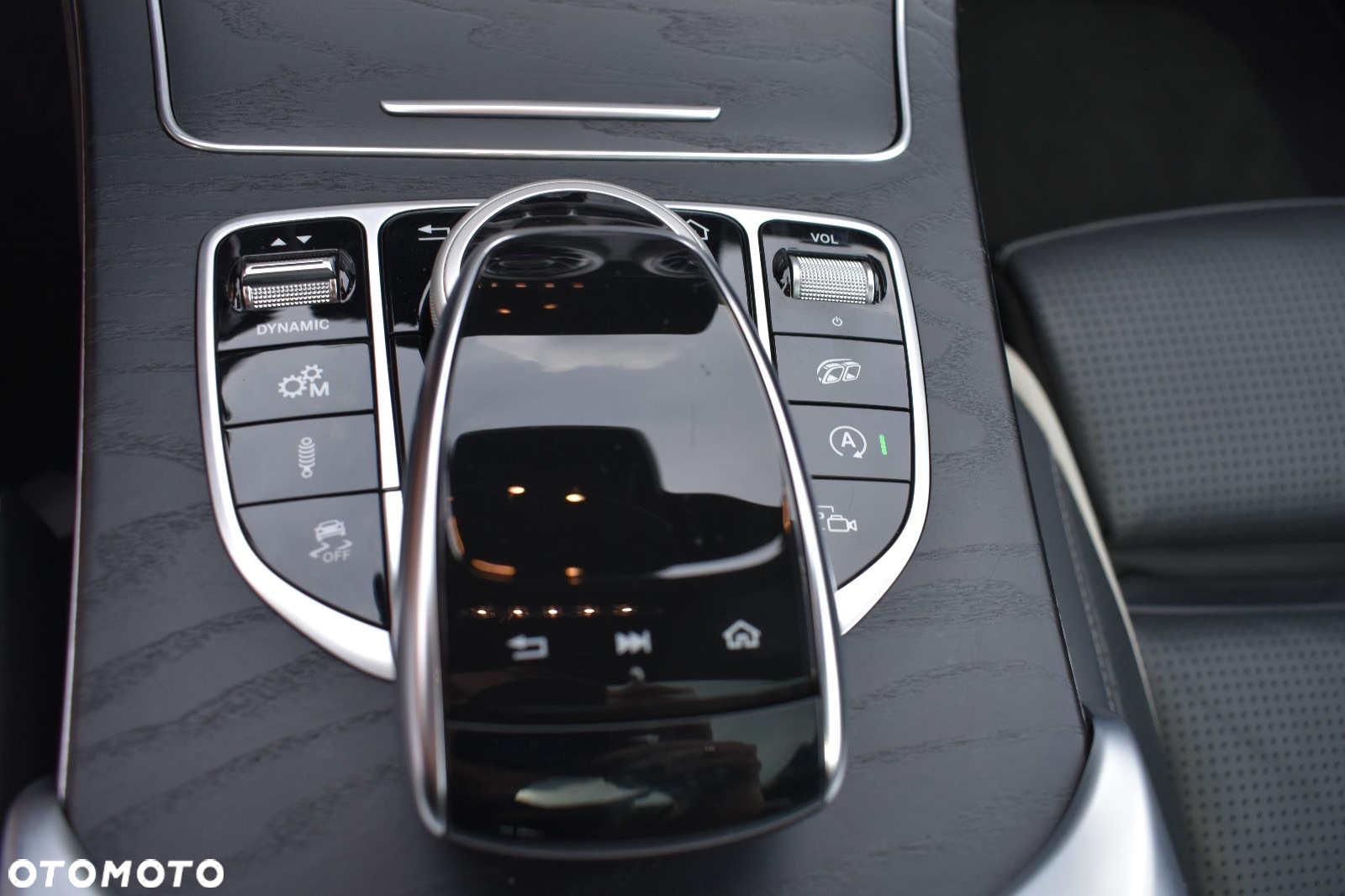 Mercedes-Benz Klasa C 63 S AMG 9G-TRONIC - 23