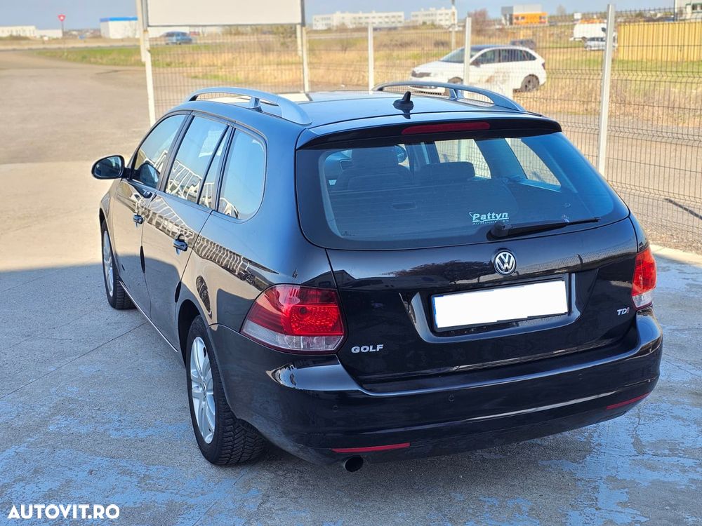 Volkswagen Golf 1.6 TDI DPF Trendline - 9