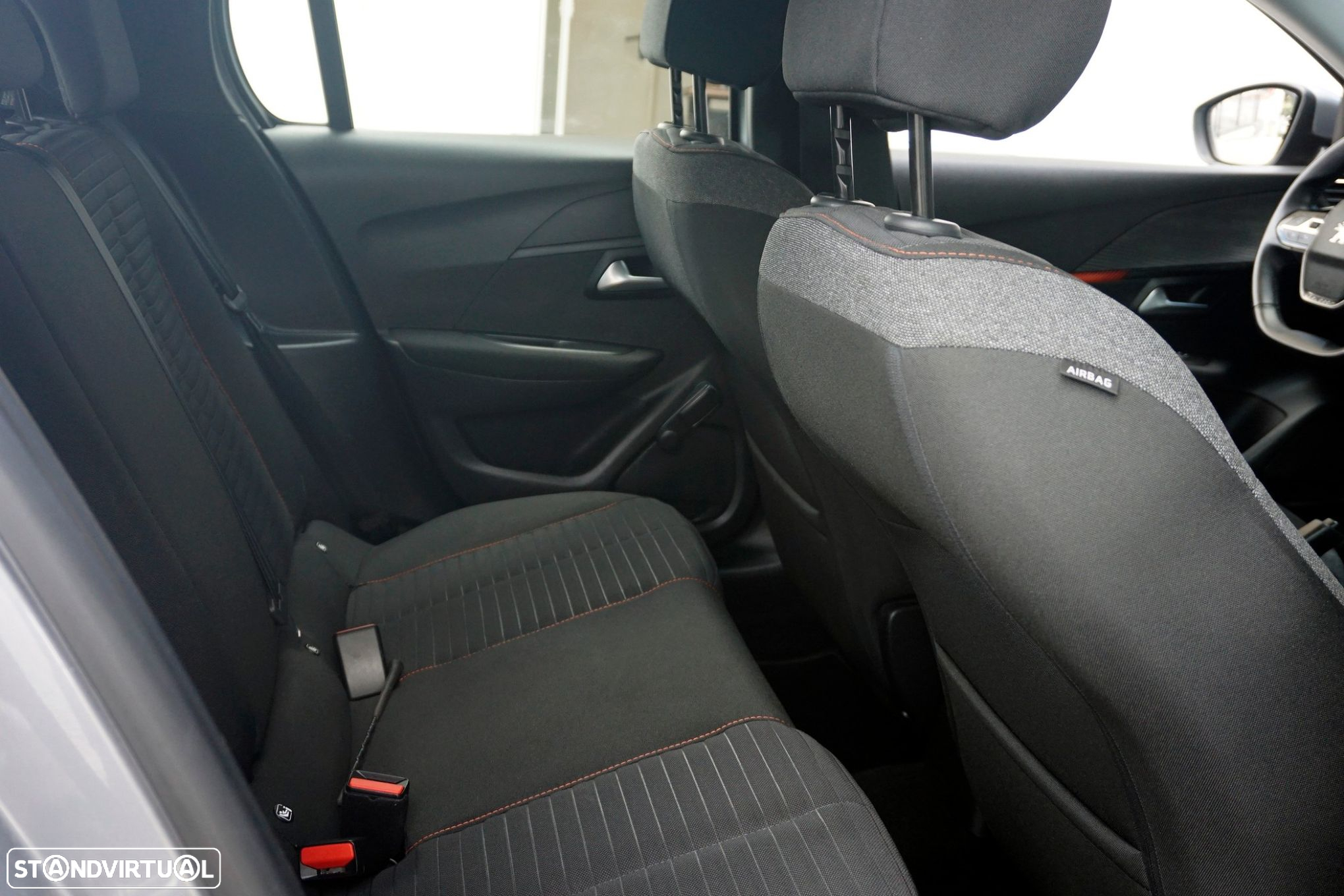 Peugeot 208 1.2 PureTech Active - 14