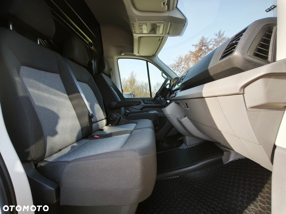 Volkswagen Crafter 35 BiTDI Furgon 177KM - 14