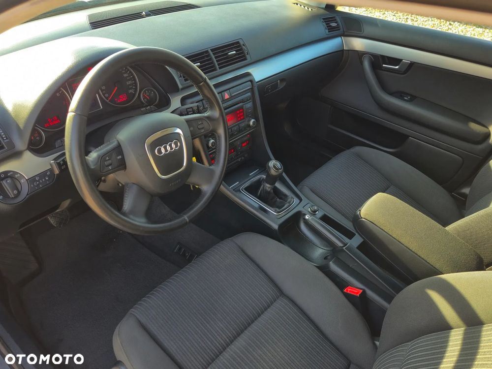 Audi A4 - 16