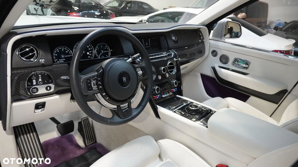 Rolls-Royce Cullinan Black Badge - 6