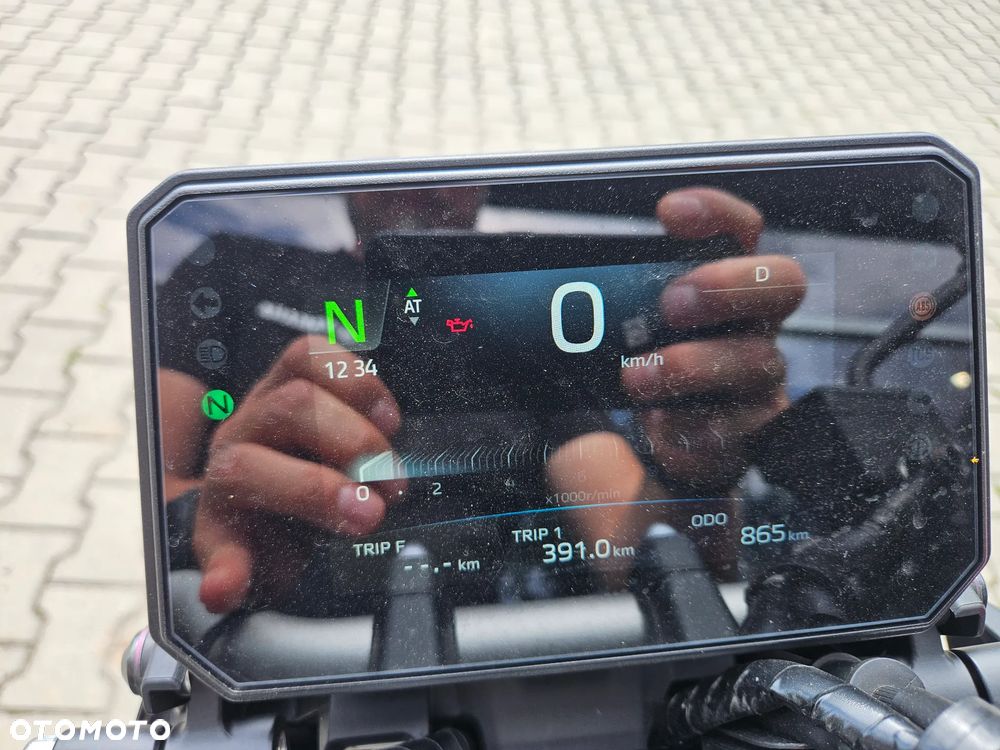 Yamaha MT - 2