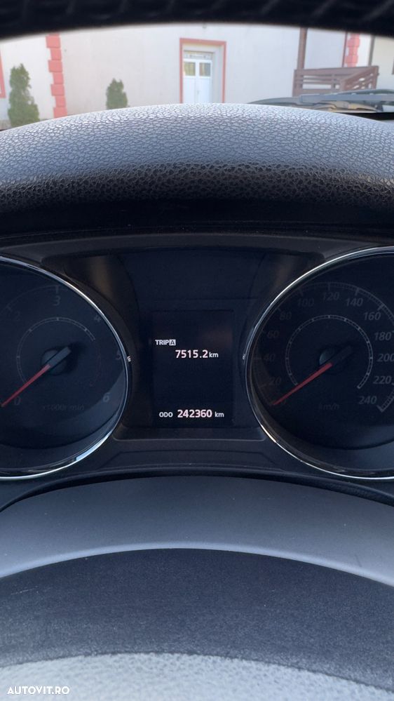 Peugeot 4008 1.6 HDI FAP STT Allure - 11