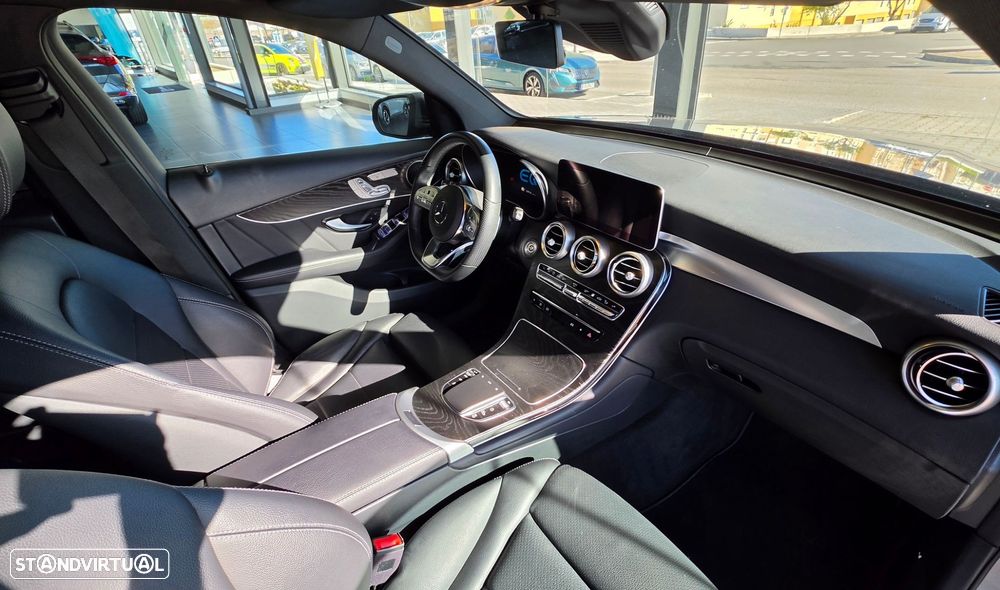 Mercedes-Benz GLC 300 - 32