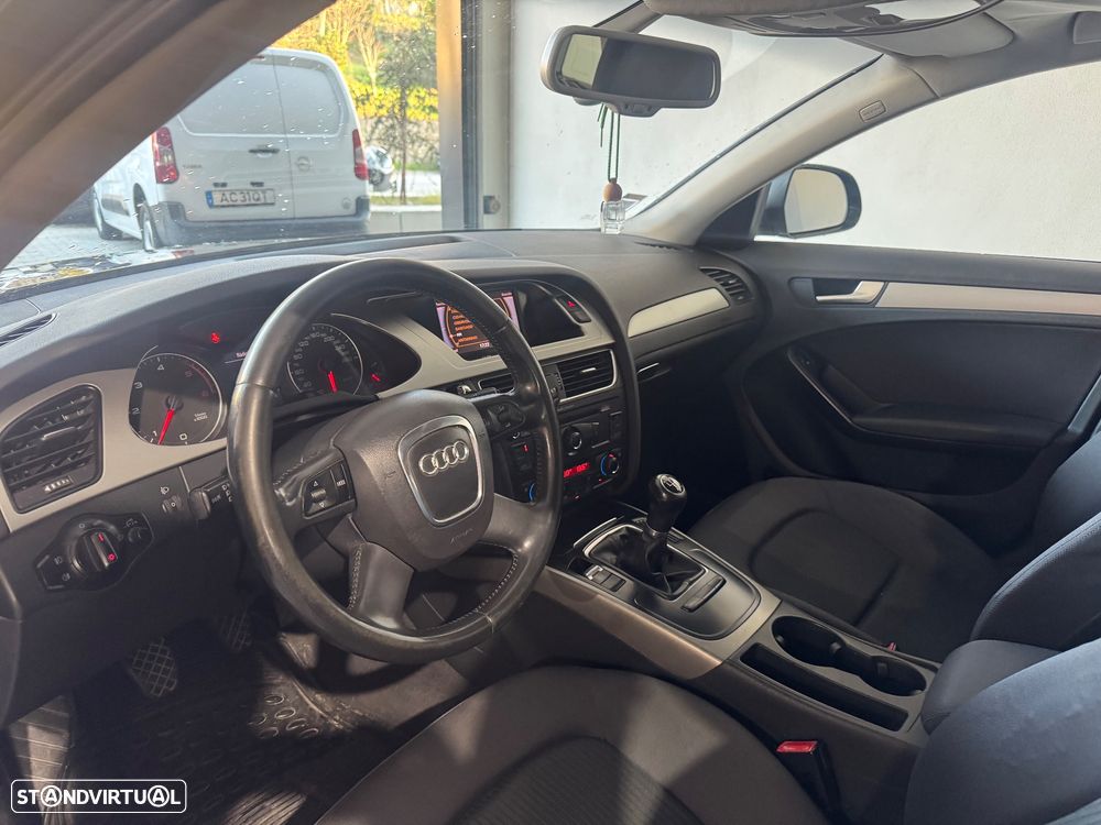 Audi A4 Avant 2.0 TDI Exclusive - 12
