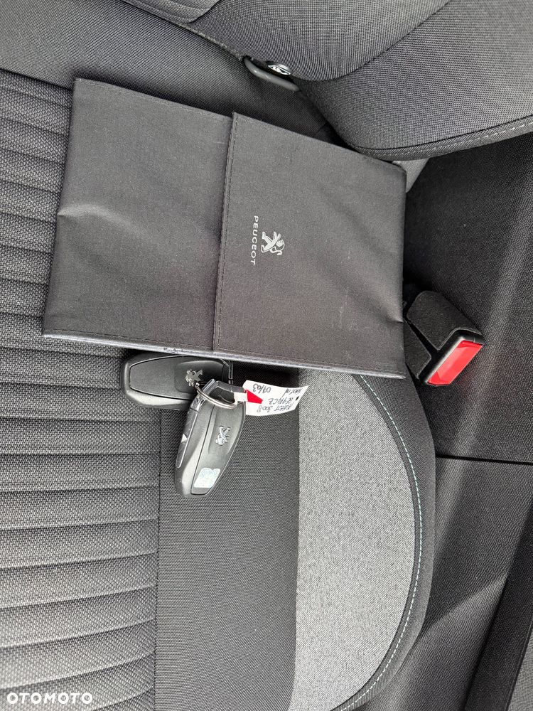 Peugeot 3008 BlueHDi 130 Stop & Start Allure - 37