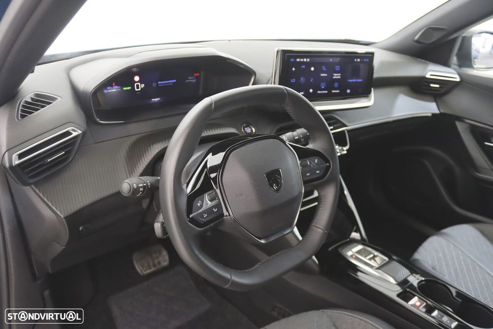 Peugeot e-2008 54 kWh Allure - 4