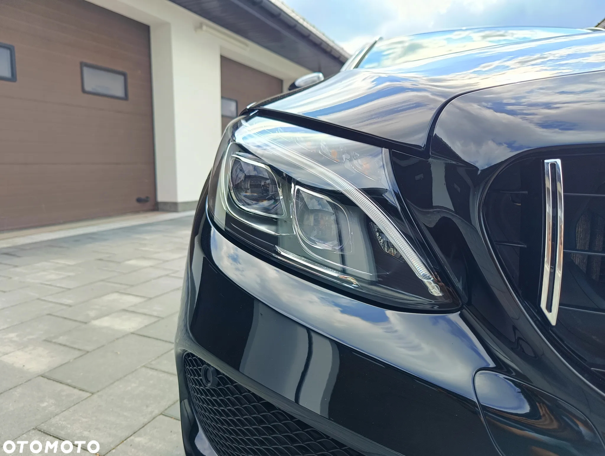 Mercedes-Benz Klasa C 200 4-Matic 9G-TRONIC - 24