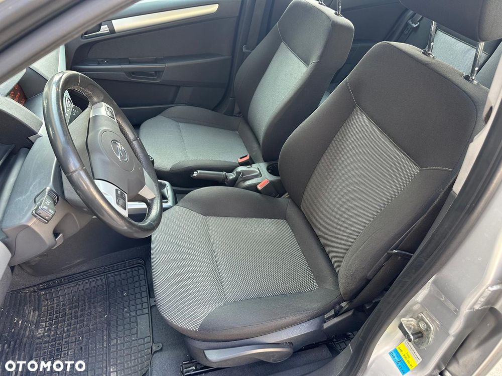 Opel Astra 1.8 Edition Plus - 9