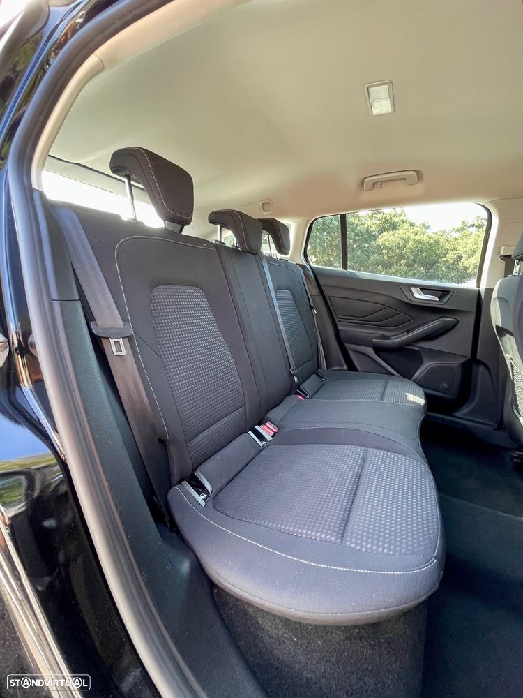 Ford Focus SW 1.0 EcoBoost S&S COOL&CONNECT - 20