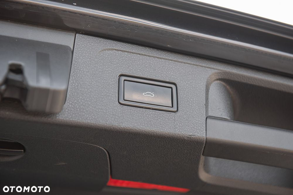 Volkswagen Passat Variant - 30